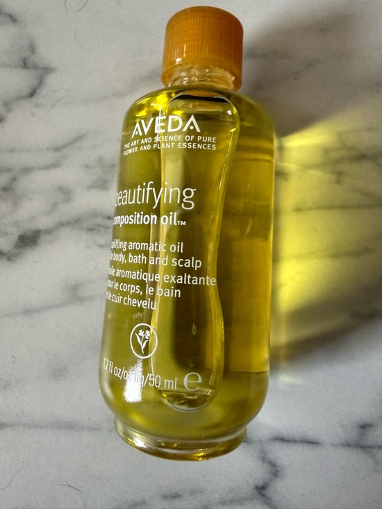 AVEDA Other - AVEDA Beautifying Composition Oil - 50 mL
